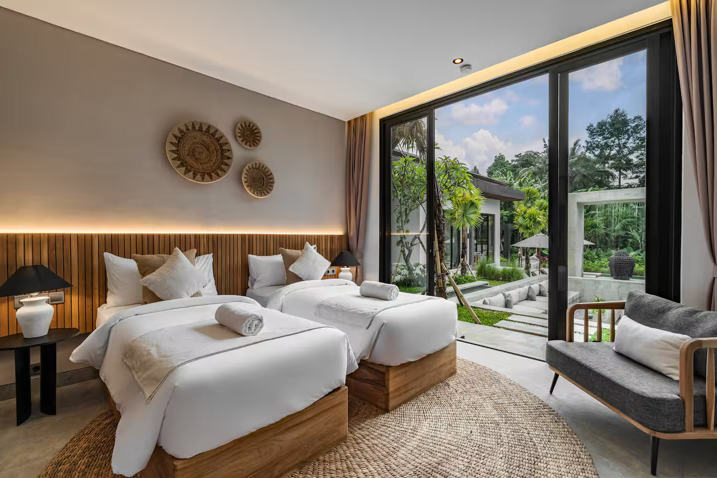 Shared Single Suite